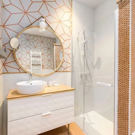 Always Easy I Alameda *