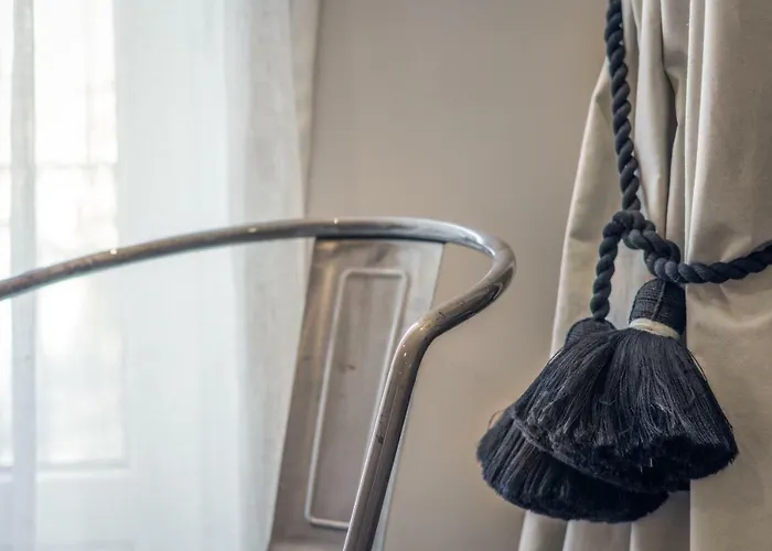 Always Easy I Alameda *